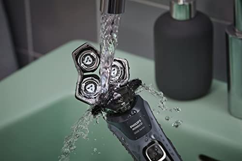 Philips Norelco Shaver 5300, Rechargeable Wet & Dry Shaver with Pop-Up Trimmer, S5588/81, Men