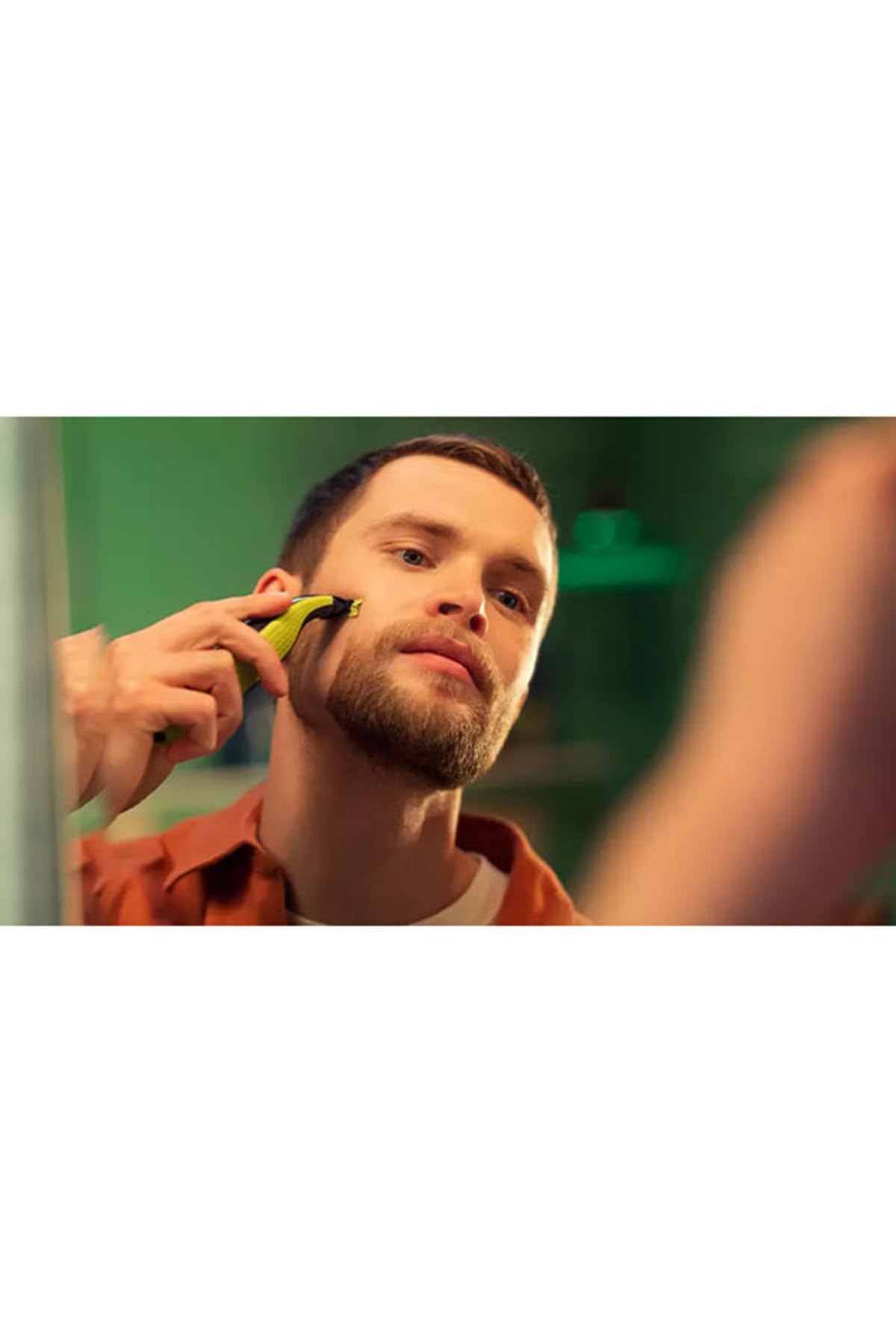 Philips OneBlade | Dual-Sided Blade | Unique OneBlade Technology | Long Lasting Battery | Waterproof | Electric Beard Trimmer, Shaver | Face + Body | QP2824