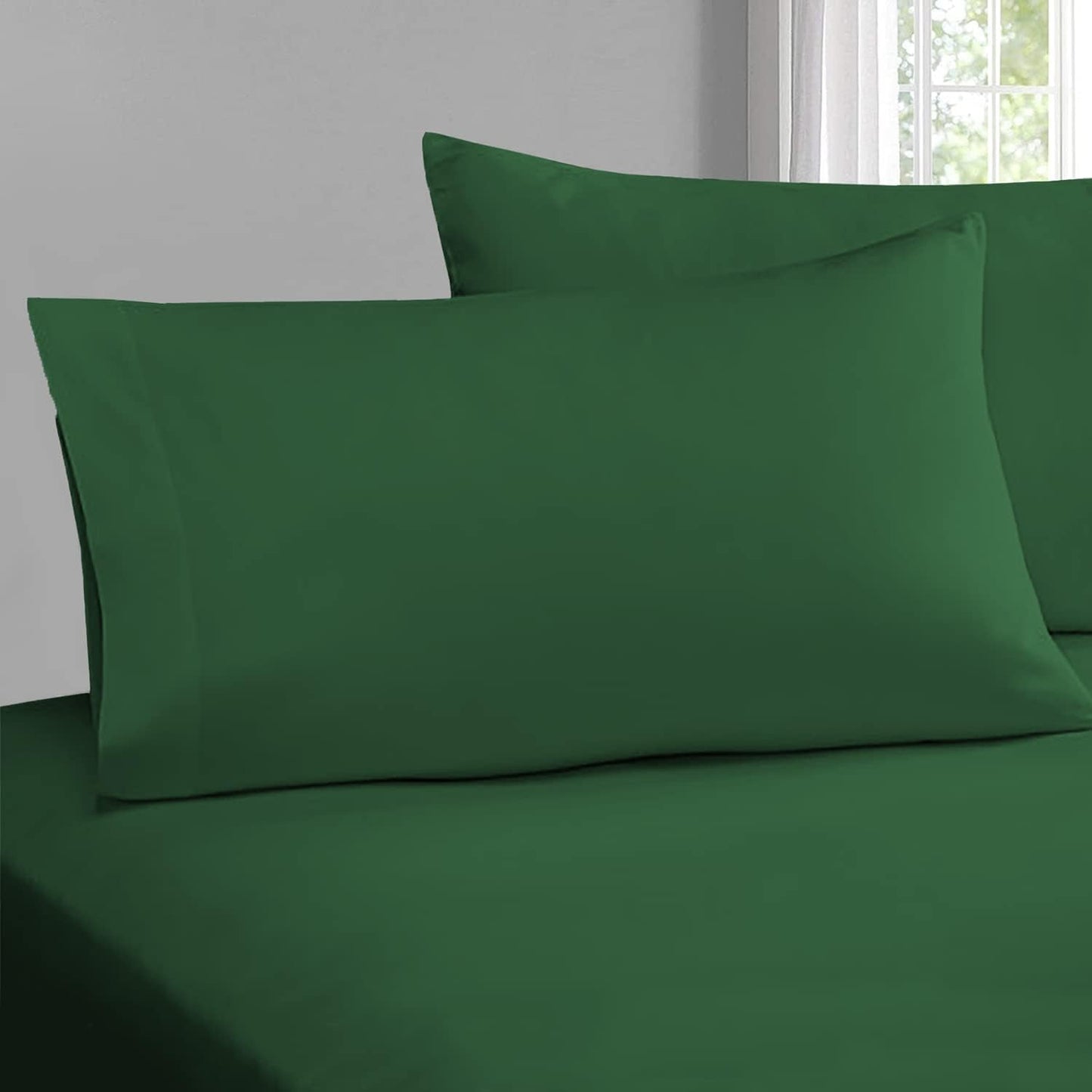 Pizuna Pure 100% Cotton Pillow Cases Queen Size Set of 2 Rio Red, Luxurious 400 Thread Count Long Staple Cotton Sateen with Envelope Closure (Combed Rio Red Cotton Pillow Cases Queen)