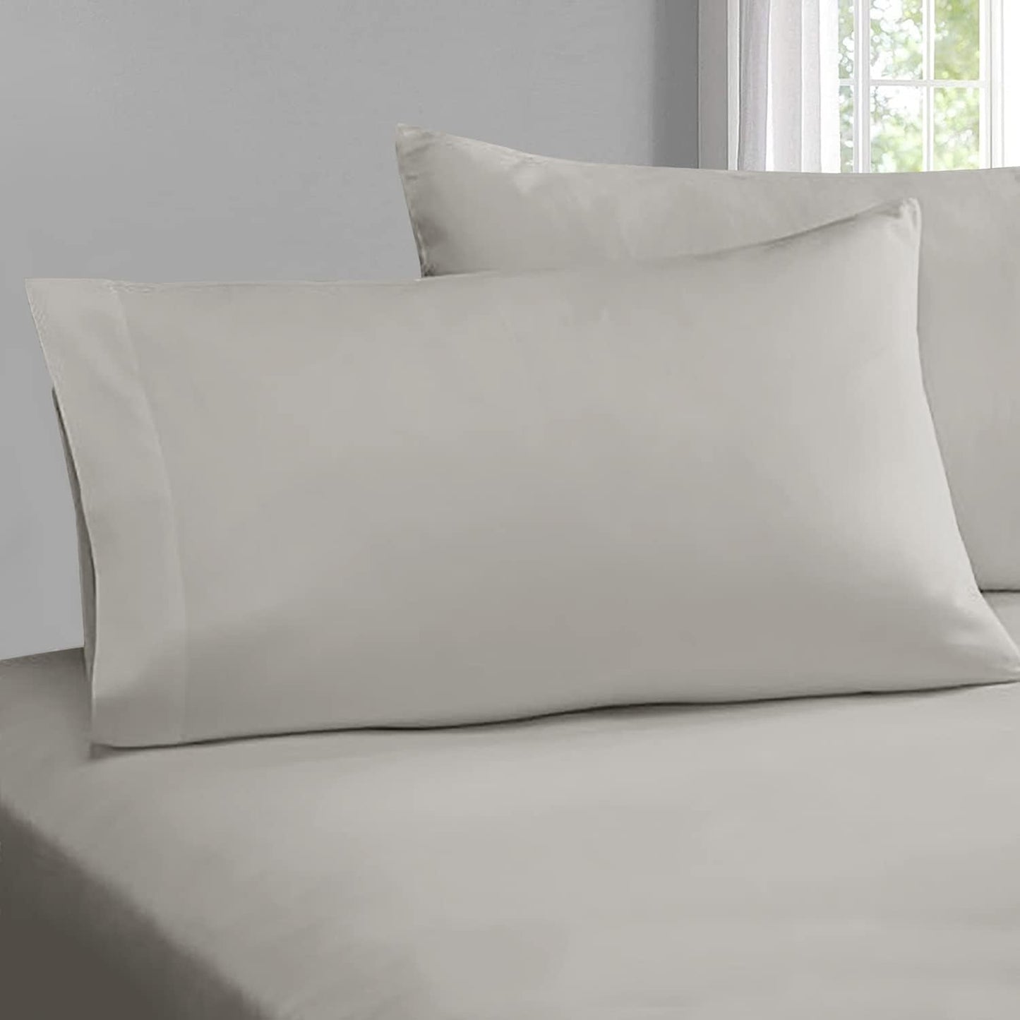 Pizuna Pure 100% Cotton Pillow Cases Queen Size Set of 2 Rio Red, Luxurious 400 Thread Count Long Staple Cotton Sateen with Envelope Closure (Combed Rio Red Cotton Pillow Cases Queen)