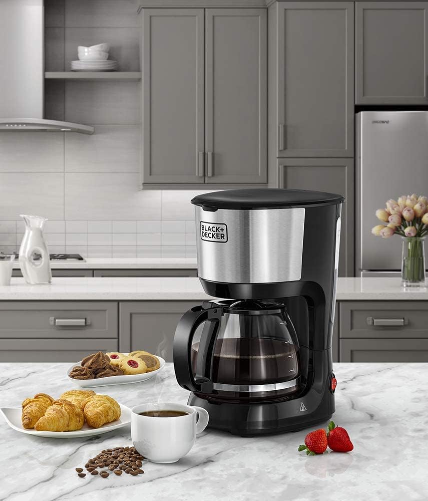 Black+Decker 750W 10 Cup Coffee Maker/Coffee Machine With Glass Carafe For Drip Coffee, Silver/Black - Dcm750S-B5, 2 Years Warranty