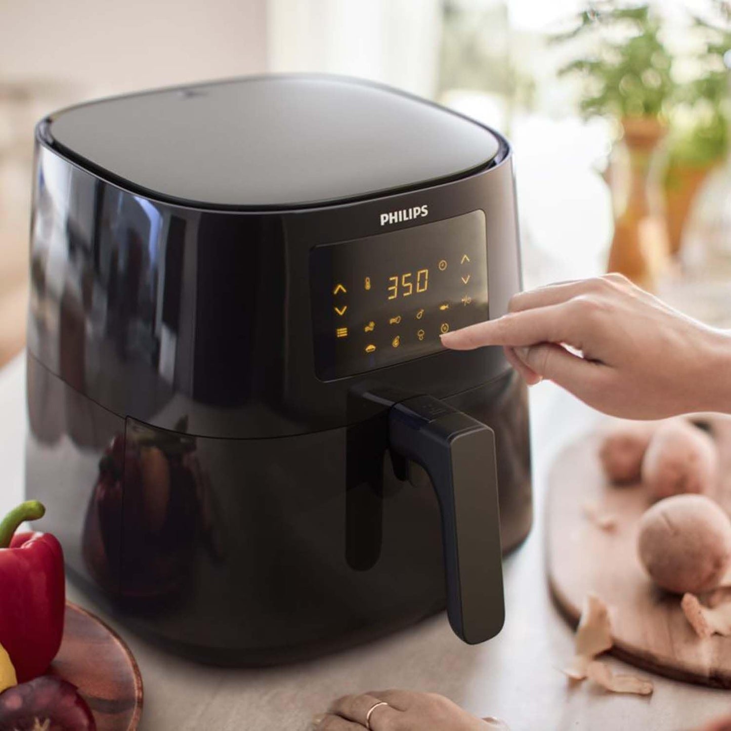 Philips Kitchen Appliances Essential Airfryer Xl 2.65Lb/6.2L Capacity Digital With Rapid Air Technology, Easy Clean Basket, Black Hd9270/91