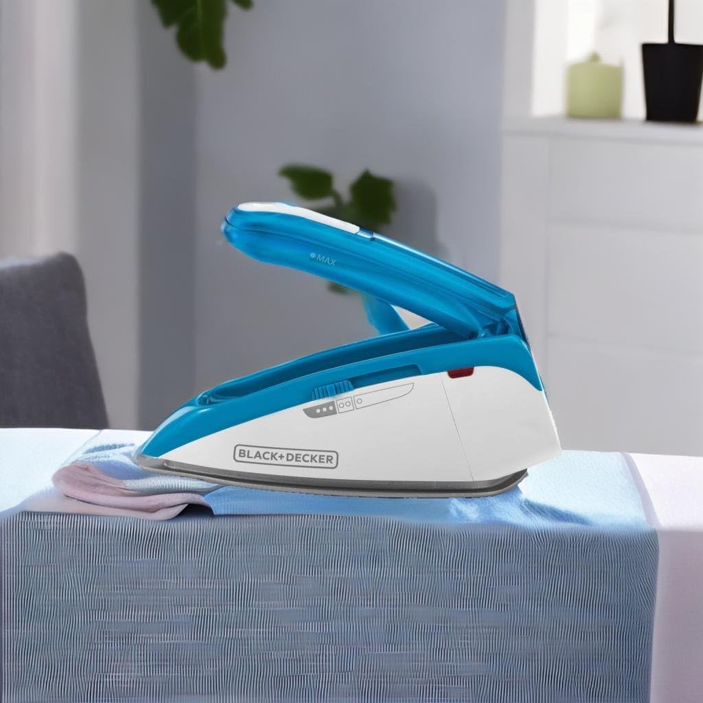 Black & Decker 1200W Heavy Weight Dry Iron Black/Gold F550-b5 2 Year Warranty