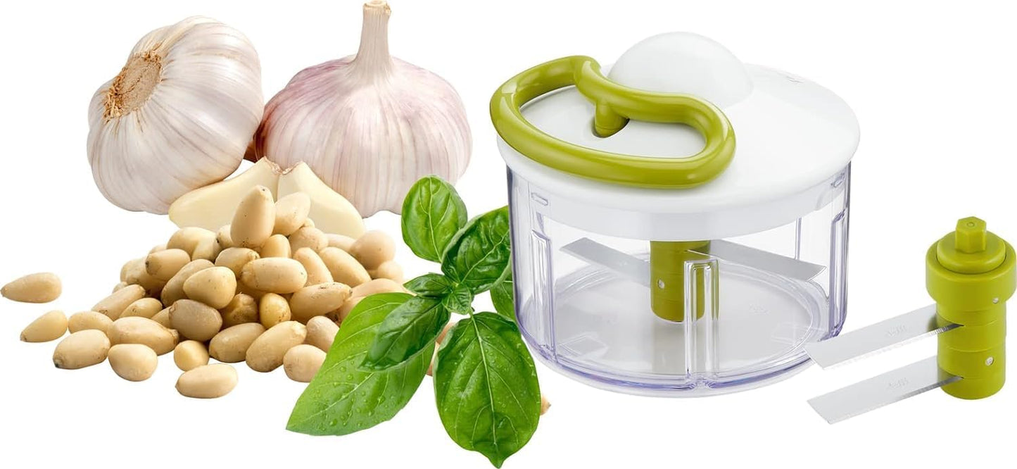 Tefal 5-Second Chopper, 900 ml, Manual Food Chopper and Mixer, Easy to Use, Stainless Steel Blades, Safe to Use, Versatile Results, Vegetables, Onions, Hummus, Guacamole, Herbs And Nuts, K1320404
