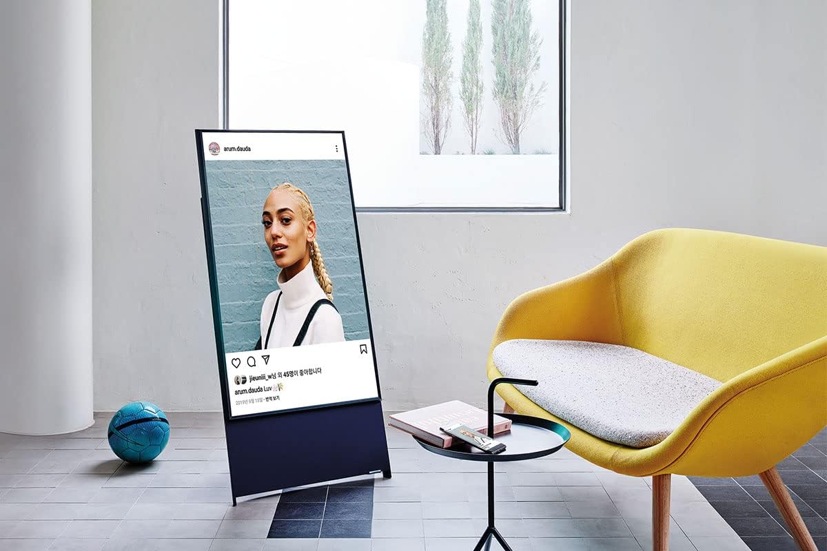 Samsung 43 Inch TV The Sero Lifestyle QLED 4K Quantum Dot - QA43LS05BAUXZN (2022 Model)