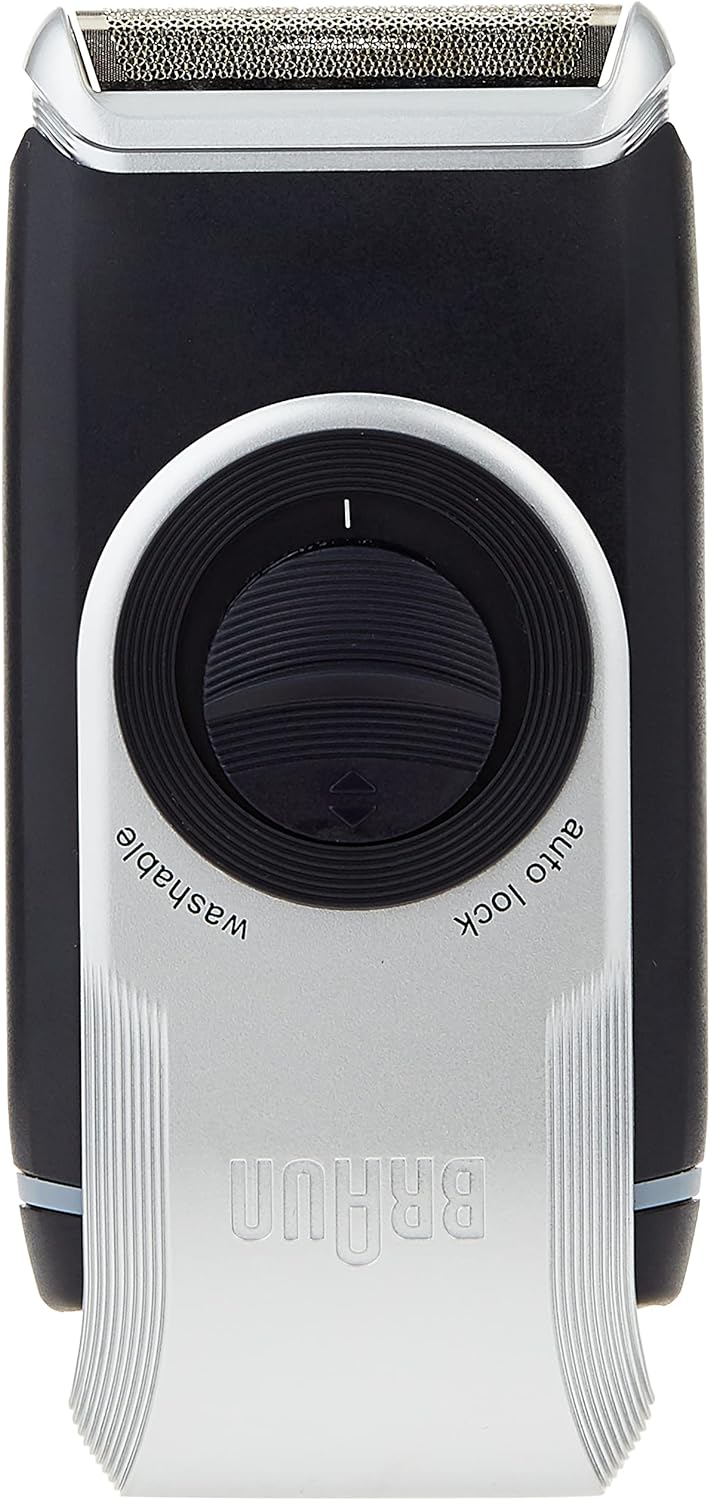 Braun M-90 Mobile Shaver Battery Operated