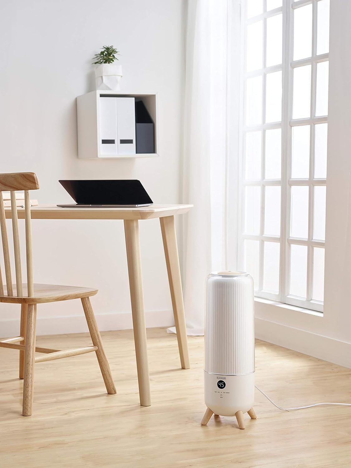 BLACK+DECKER Air Humidifier 25W 5L Coverage 430sqft, Ultrasonic System With Mist Level Control Auto Shutoff and Water Indicator That Removes Impurities From The HM5000-B5