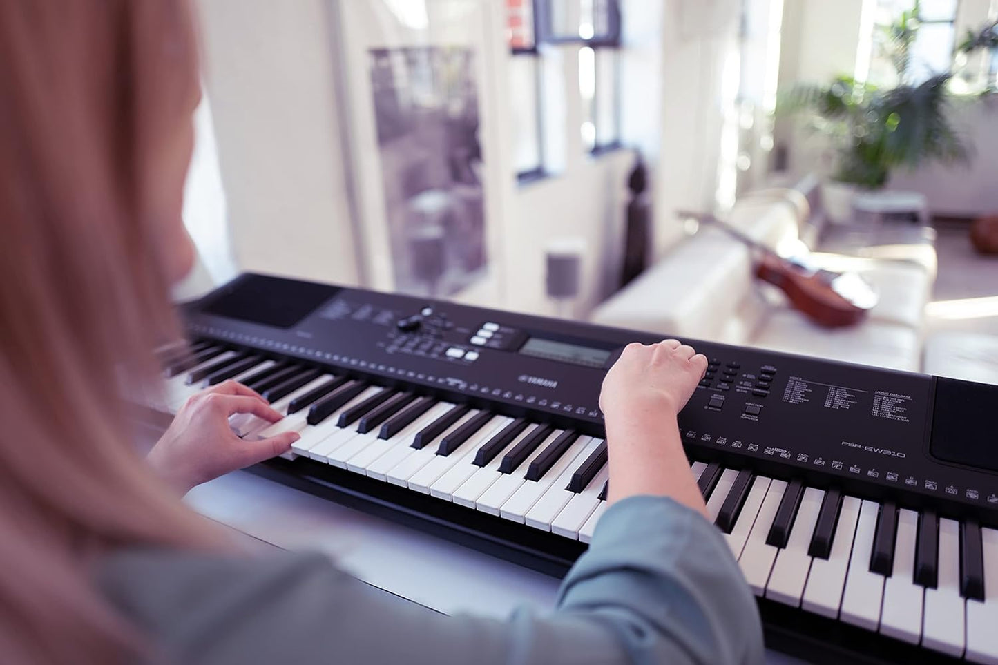 Yamaha Digital Keyboard - A Versatile, Entry-Level Keyboard with 61 Touch-Sensitive Keys, 622 Instrument Voices, Black,PSR-E373