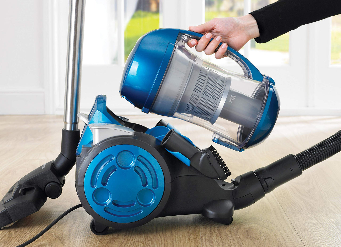 Black+Decker Multi-Cyclonic Bagless Vacuum Cleaner With 6 Stage Filtration 1480W 1.8L Black Vm1480-B5"Min 1 year manufacturer warranty"