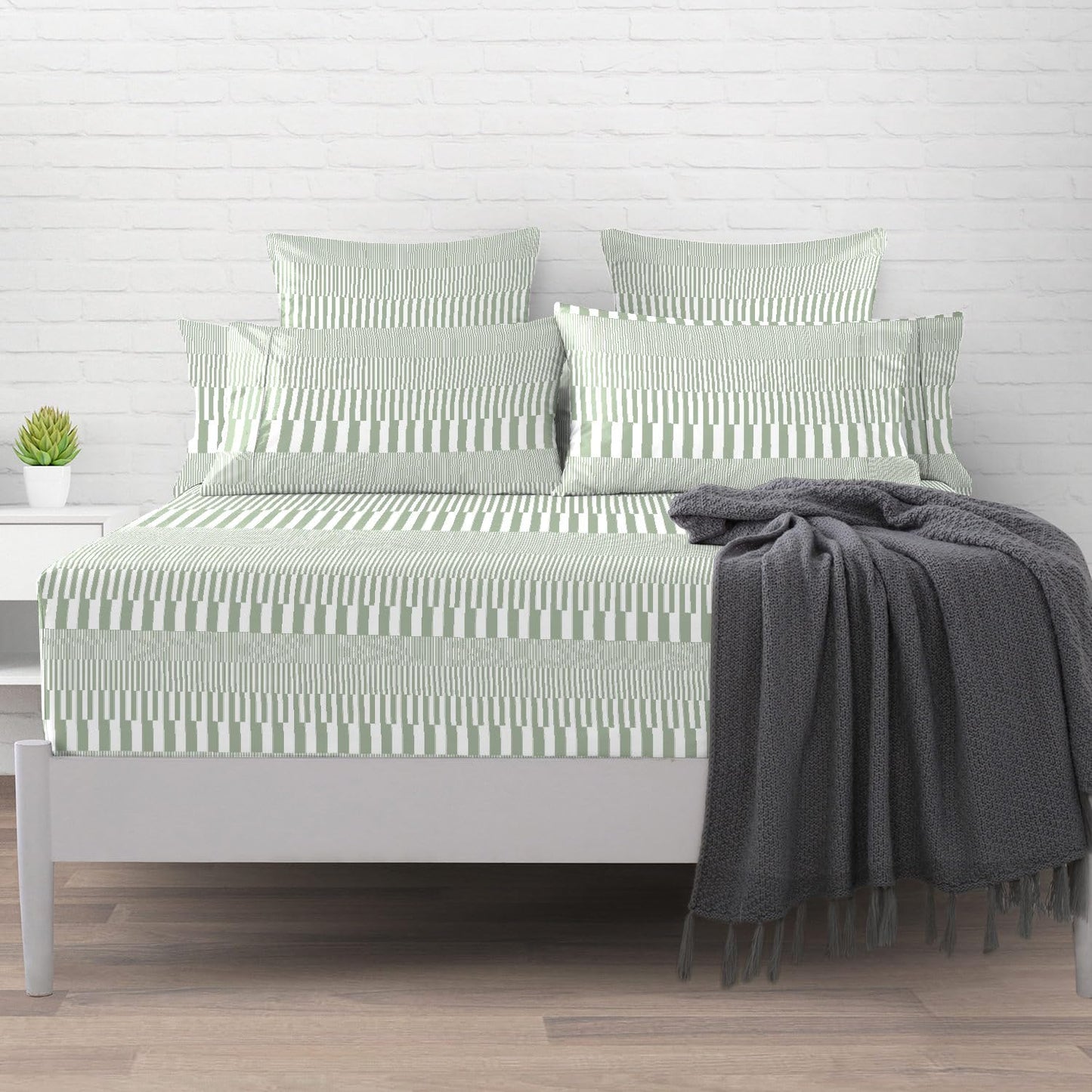 Pizuna Pure 100% Cotton Full Fitted Sheet Only, Luxurious 400 Thread Count Long Staple Cotton Sateen Weave 15" Deep Pocket Fitted Sheet (Combed Blue Cascade Stripe Full Fitted Sheet Cotton)
