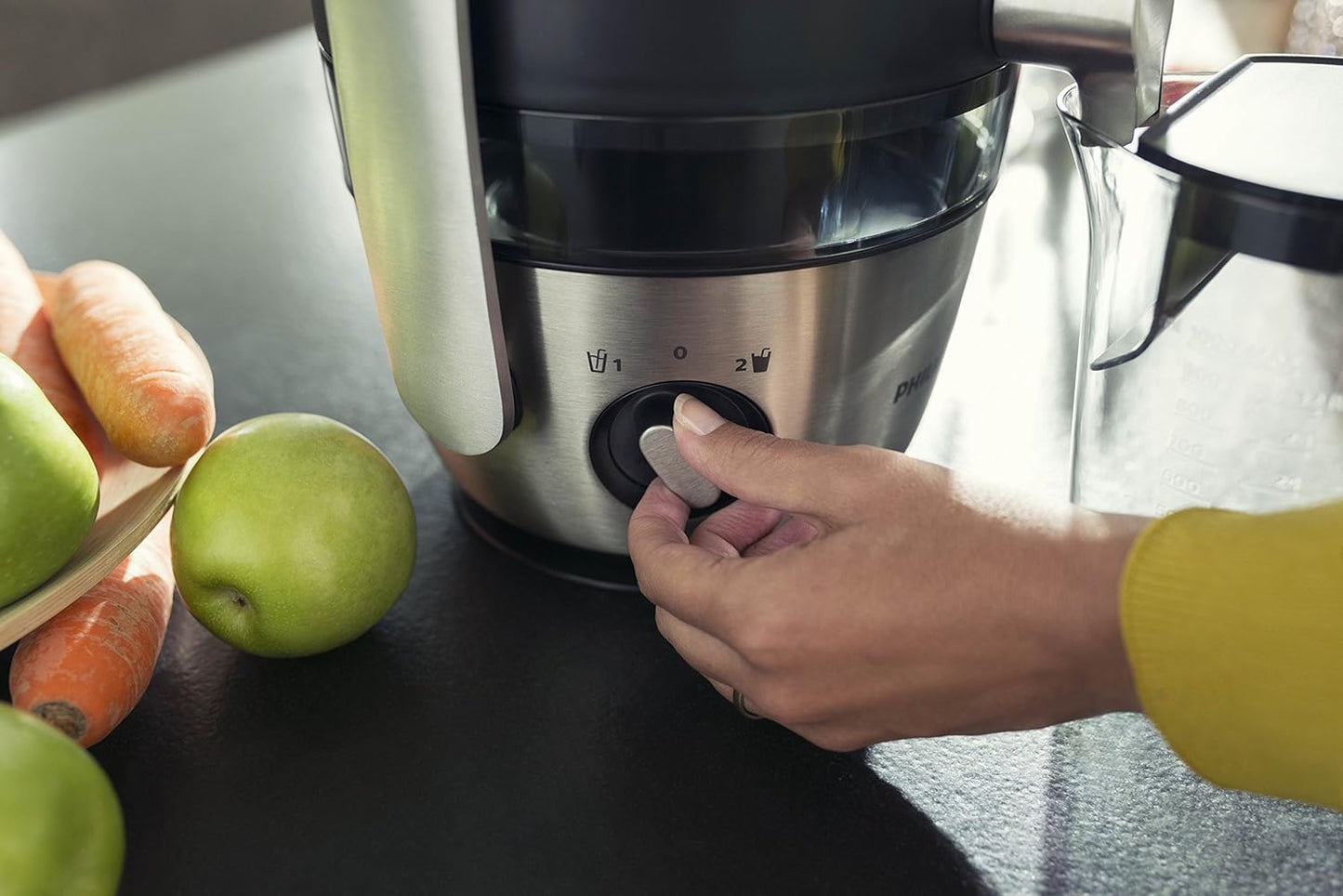 Philips 1200W Avance Collection Juicer- 1200W, 1L Capacity, XXL Feeding Tube, Lower Noise - HR1922/21