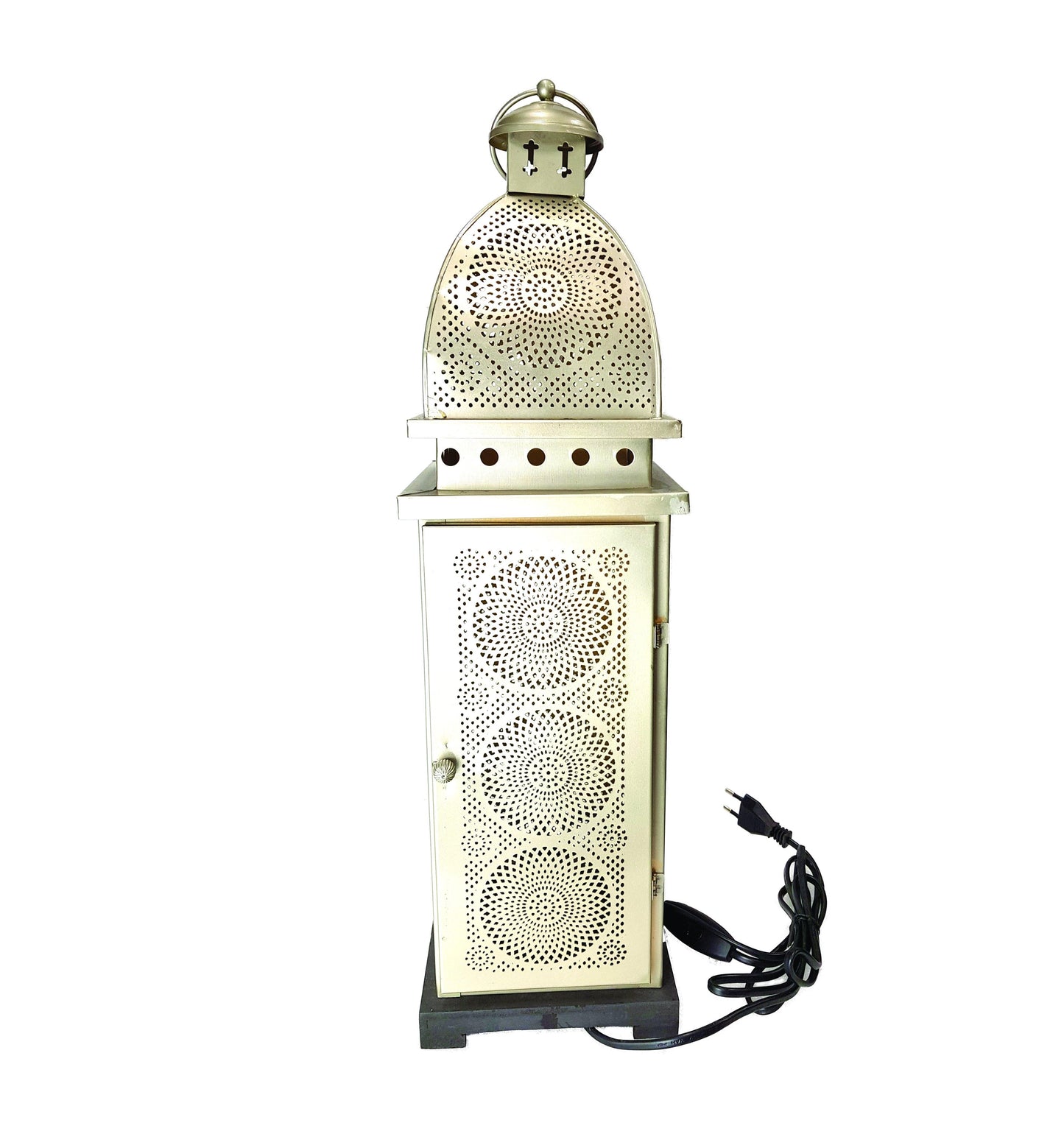 lavish-touch-bensis-lamp