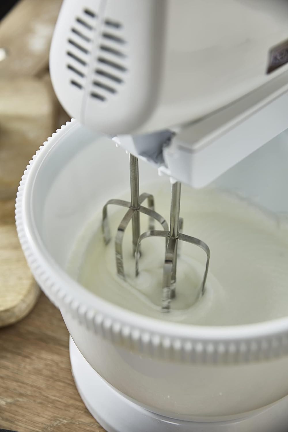 Kenwood Stand Mixer Hand (Electric Whisk) 300W With 2.4L Rotary Bowl, 5 Speeds + Turbo Button, Twin Stainless Steel Kneader And Beater For Mixing, Whipping, Whisking, Kneading Hmp22.000Wh White