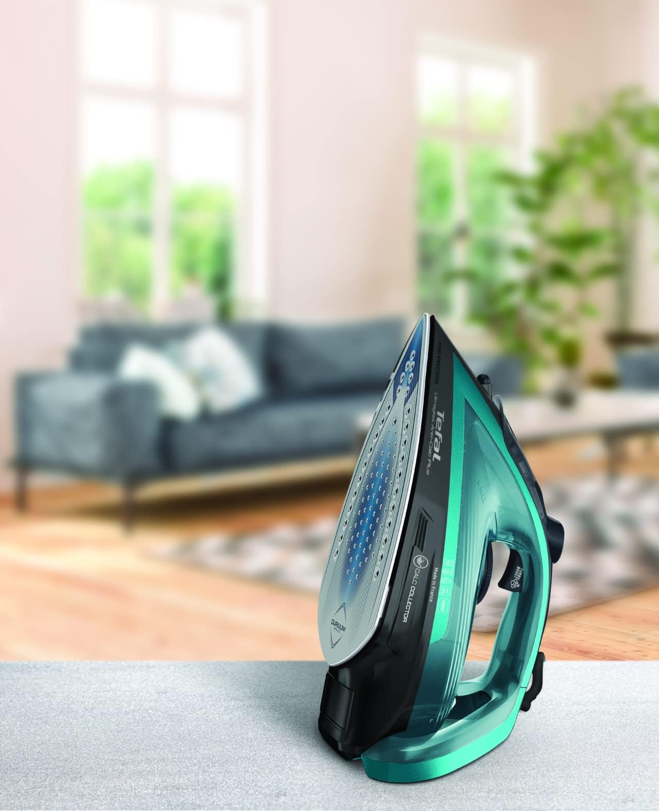 TEFAL Steam Iron | Express Steam Iron Steamer | 2600 W | 270 ml | Anti-scale | Purple | Ceramic Soleplate | 2 Years Warranty | FV2843M0