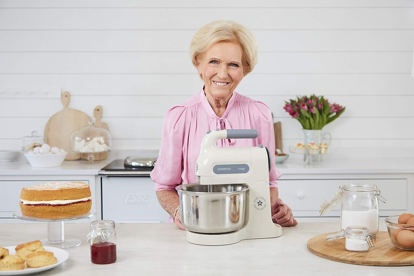 Kenwood Stand Mixer Hand (Electric Whisk) 300W With 2.4L Rotary Bowl, 5 Speeds + Turbo Button, Twin Stainless Steel Kneader And Beater For Mixing, Whipping, Whisking, Kneading Hmp22.000Wh White