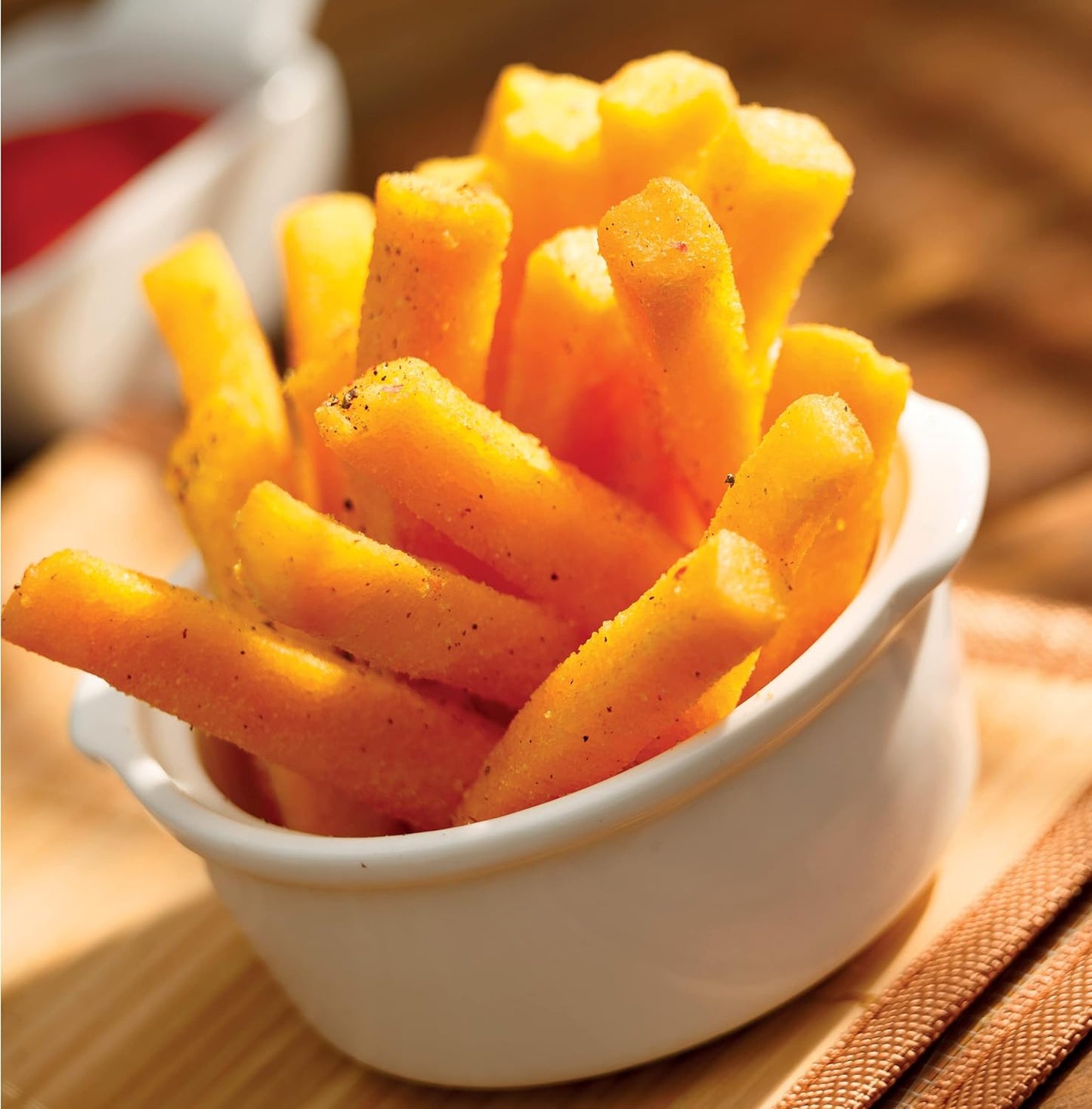 Kenwood Digital Air Fryer XXL 5.5L 2.4KG 1800W with Rapid Hot Air Circulation for Frying, Grilling, Broiling, Roasting, Baking and Toasting HFP50.000WH, White