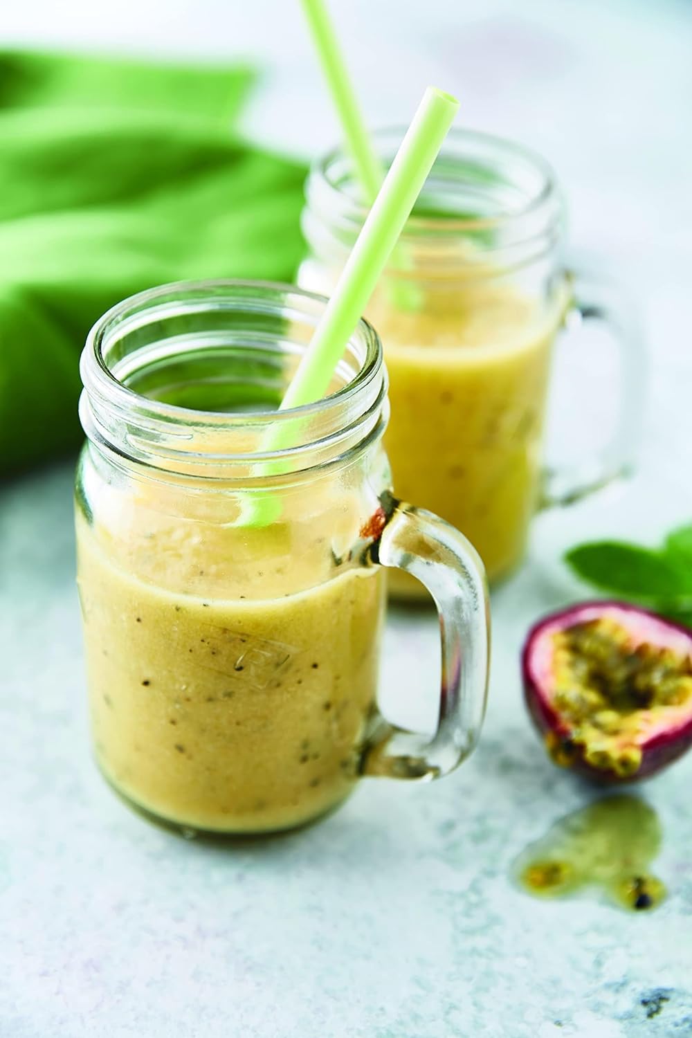 Kenwood Food Processor 750W Multi-Functional With 3 Interchangeable Disks, Blender, Whisk, Dough Maker Fdp03 White