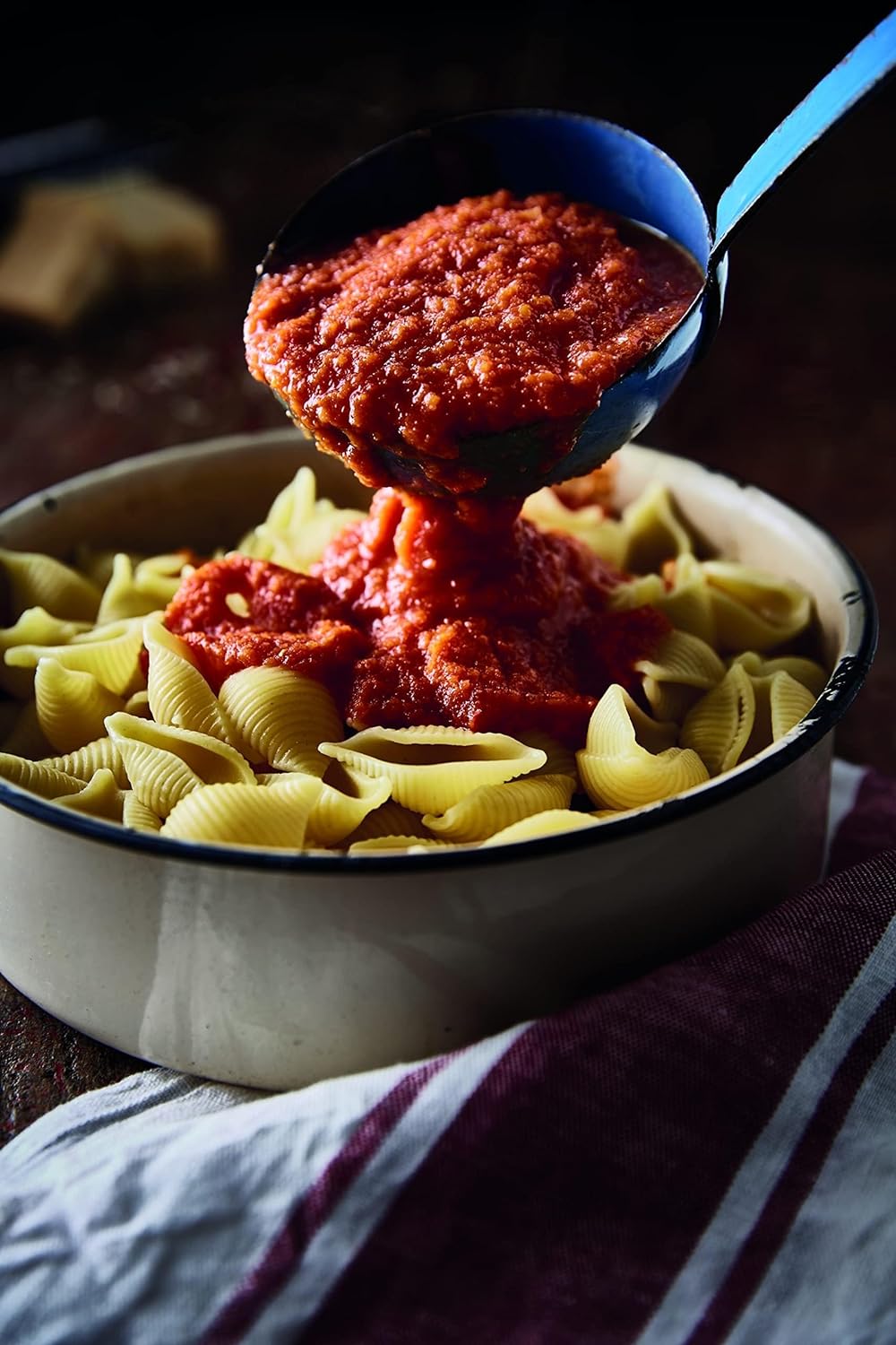 Kenwood Food Processor 750W Multi-Functional With 3 Interchangeable Disks, Blender, Whisk, Dough Maker Fdp03 White