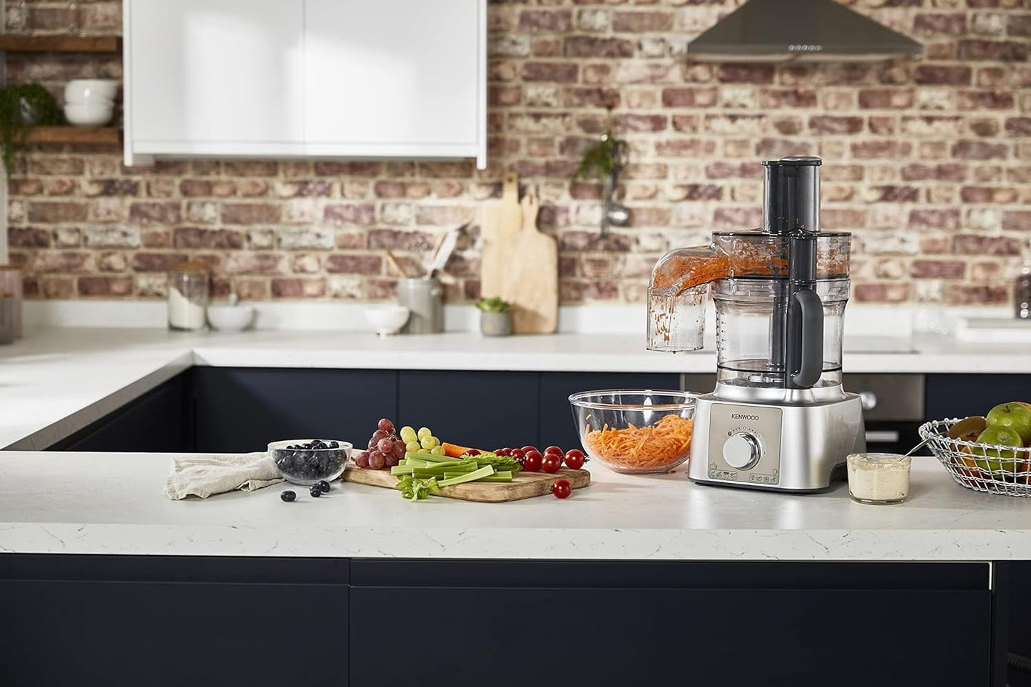 Kenwood Food Processor 1000W Multi-Functional With 3L Bowl, 2 Stainless Steel Disks, Blender, Grinder Mill, Whisk, Dough Maker Fdp65.400Wh White