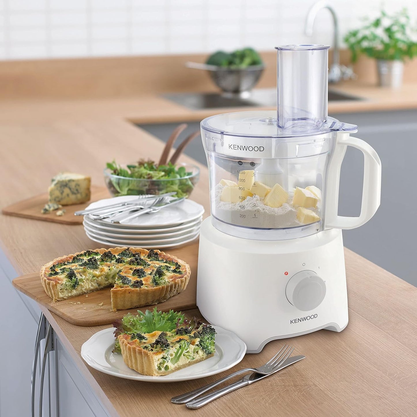 Kenwood Food Processor 750W Multi-Functional With 3 Interchangeable Disks, Blender, Whisk, Dough Maker Fdp03 White