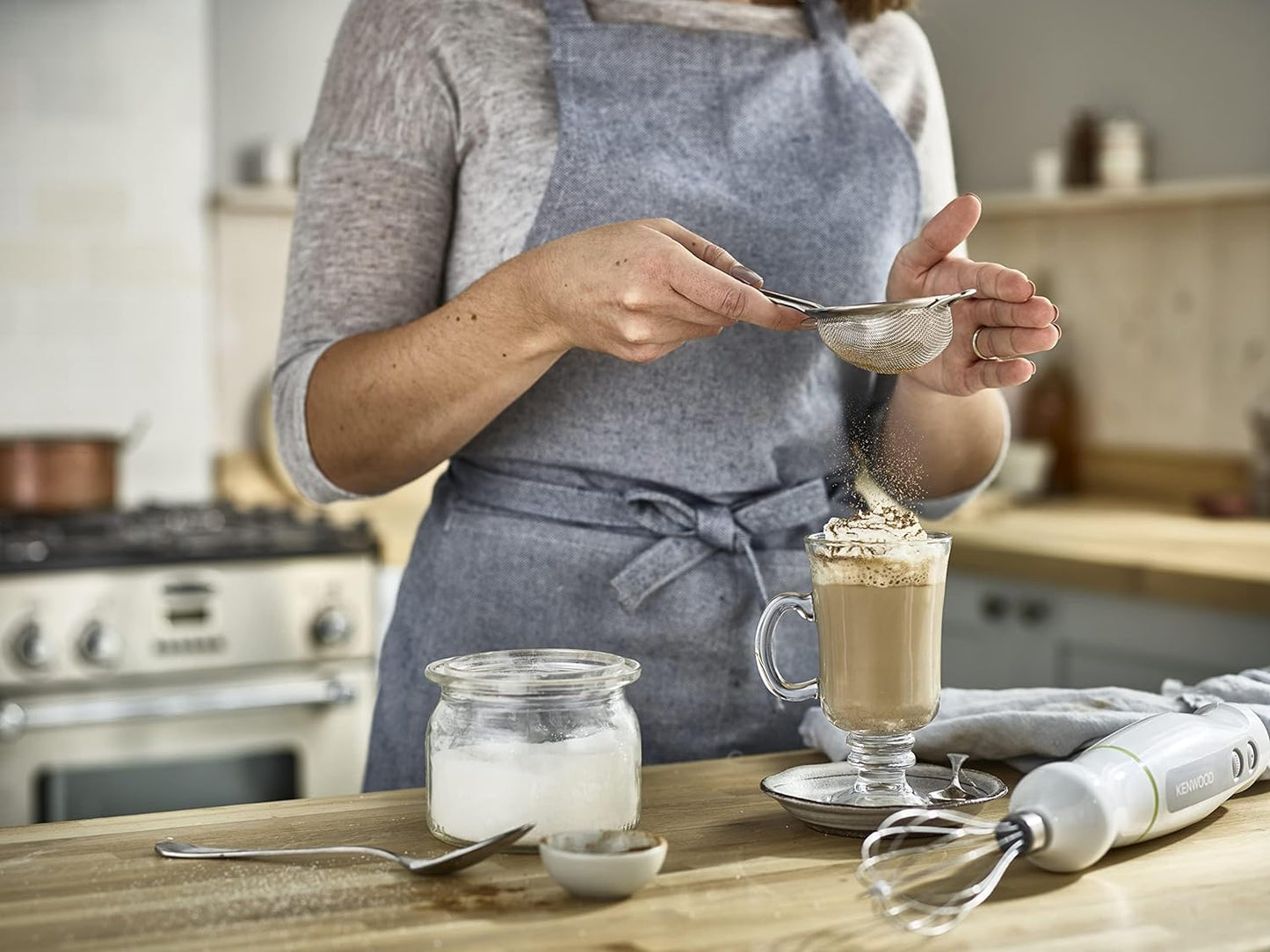 KENWOOD Hand Blender Metal Wand 600W Stick with Graduated Beaker, Turbo Function, Removable for Easy Cleaning HBM02.001WH White/Silver