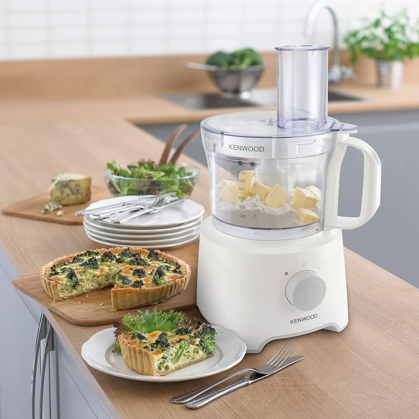 Kenwood Food Processor 750W Multi-Functional With 3 Interchangeable Disks, Blender, Whisk, Dough Maker Fdp03 White