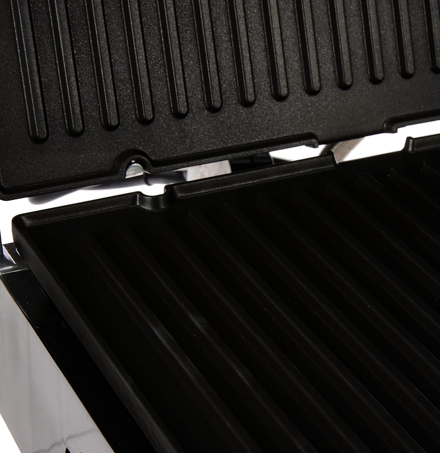 Black+Decker 2000W Family Health Grill, Black/Silver, Cg2000-B5, 2 Year Warranty