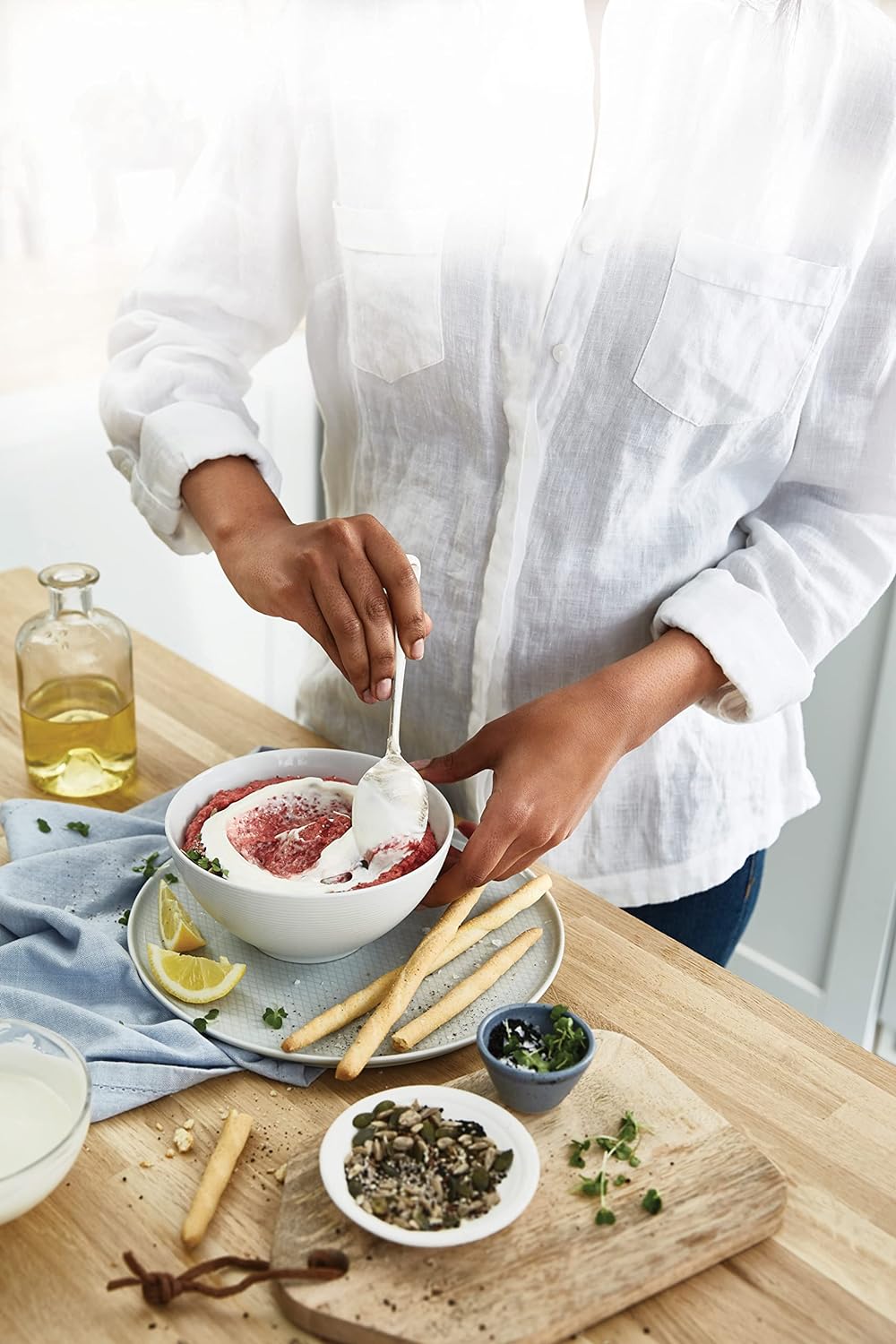 Kenwood Food Processor 750W Multi-Functional With 3 Interchangeable Disks, Blender, Whisk, Dough Maker Fdp03 White