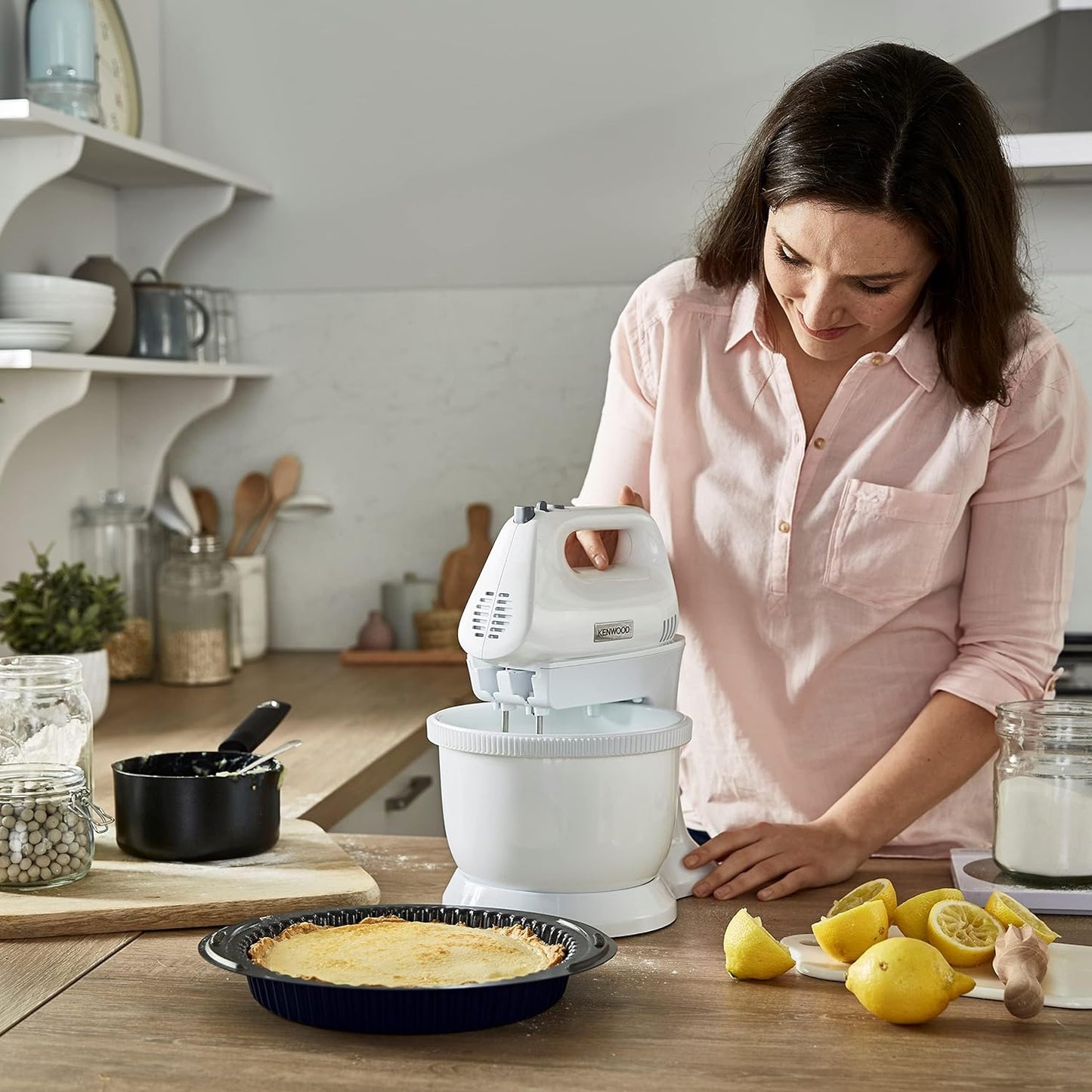 Kenwood Stand Mixer Hand (Electric Whisk) 300W With 2.4L Rotary Bowl, 5 Speeds + Turbo Button, Twin Stainless Steel Kneader And Beater For Mixing, Whipping, Whisking, Kneading Hmp22.000Wh White