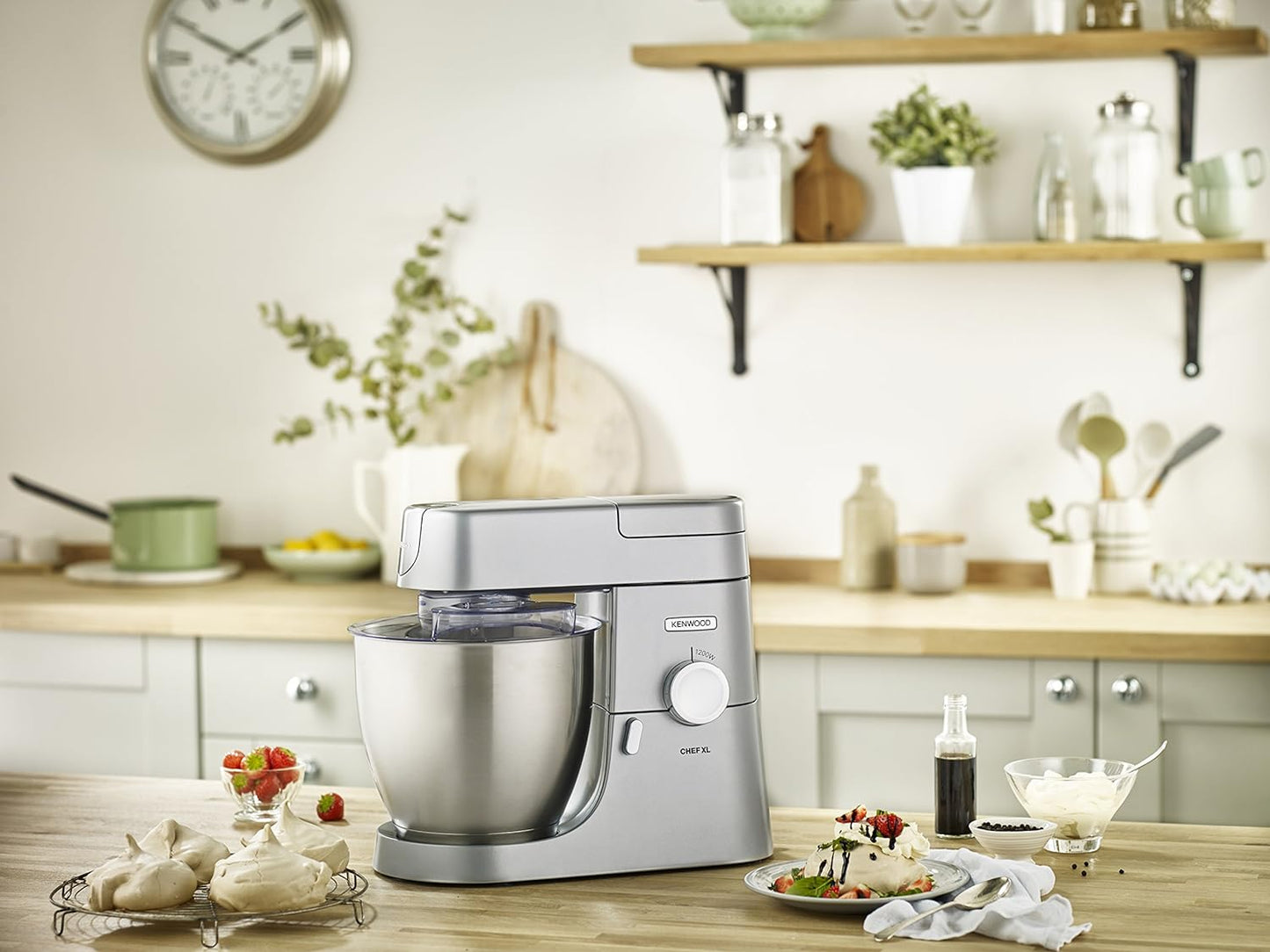 KENWOOD Stand Mixer Kitchen Machine Metal Body CHEF XL 1200W with 6.7L Stainless Steel Bowl, K-Beater, Whisk, Dough Hook, Blender KVL4110S Silver