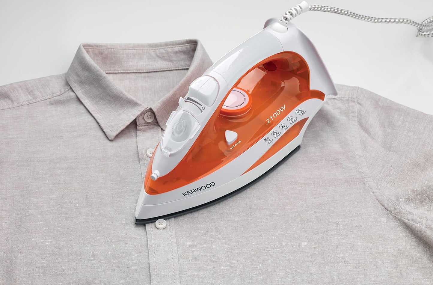 Kenwood Steam Iron 2200W with Ceramic Soleplate, Anti-Drip, Anti-Calc, Self Clean, Continuous Steam, Burst, Spray Function STP60.000WB White/Blue