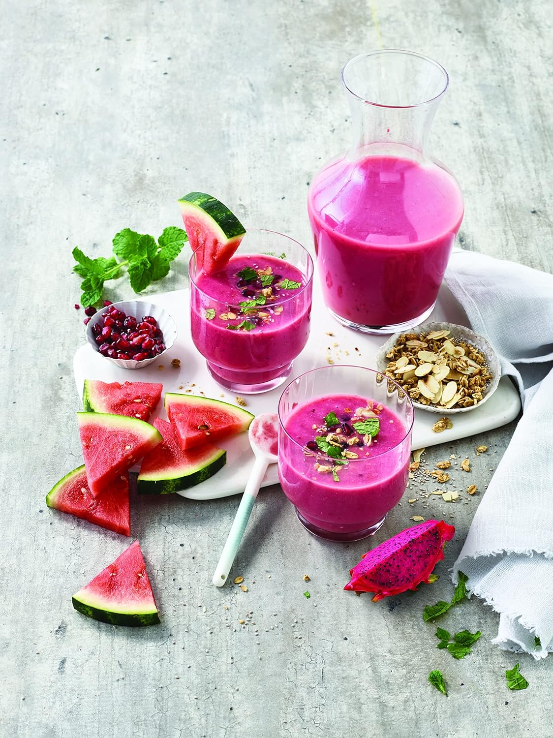 KENWOOD Personal Blender 350W Smoothie Blender/Smoothie Maker with 570ml & 400ml Tritan Smoothie2Go Bottle and Lid, Ice Crush Function BLM05.A0BK Black/Silver