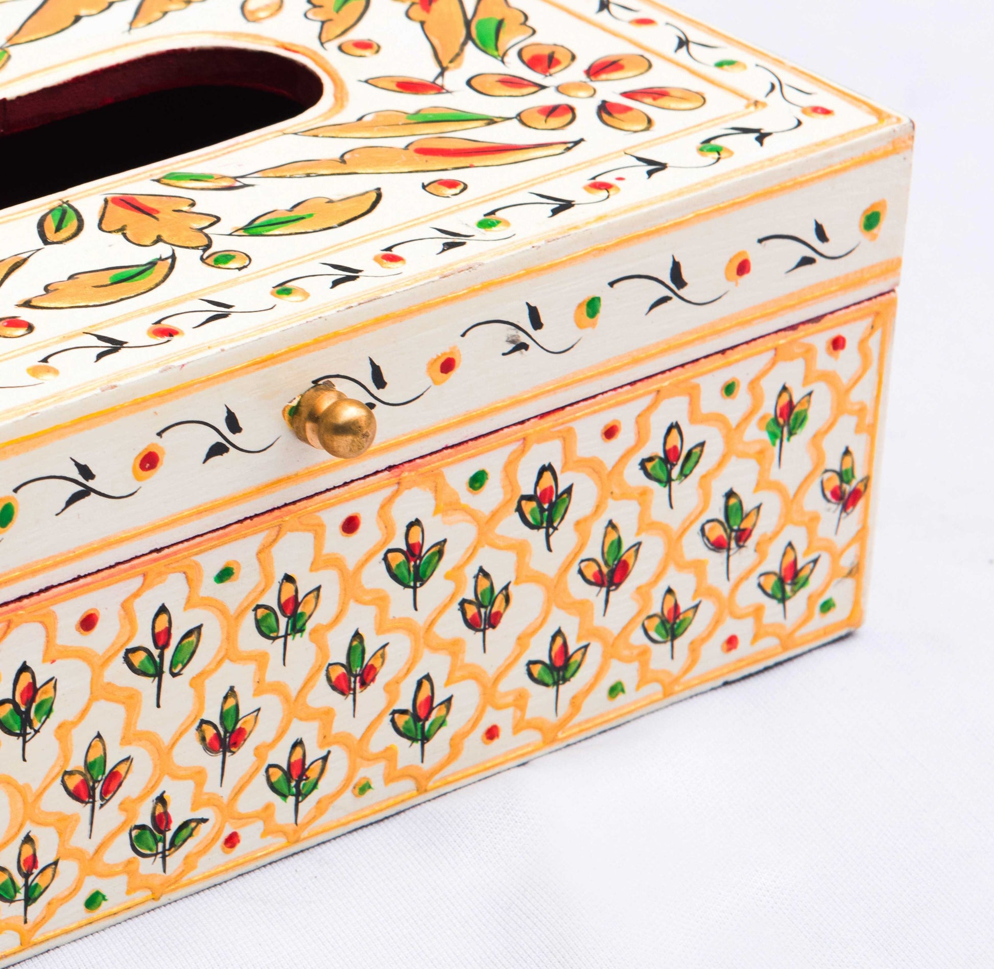 Lavish Touch Tivisa Box - Kea Global