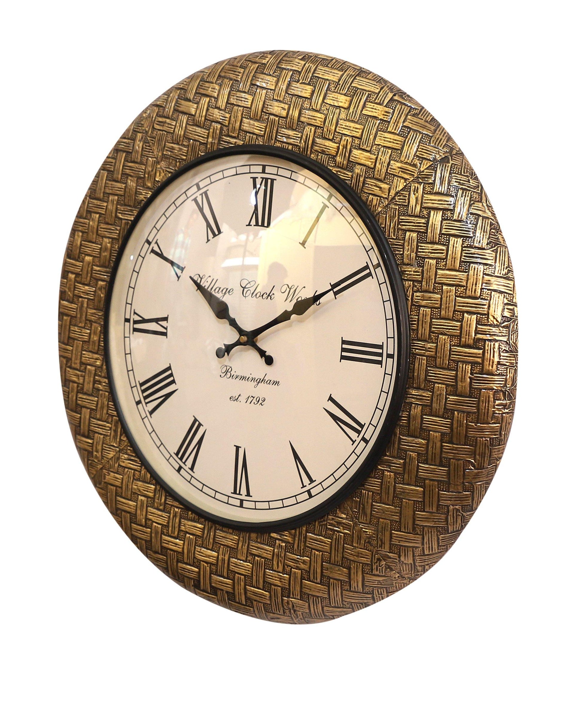 lavish-touch-riva-clock