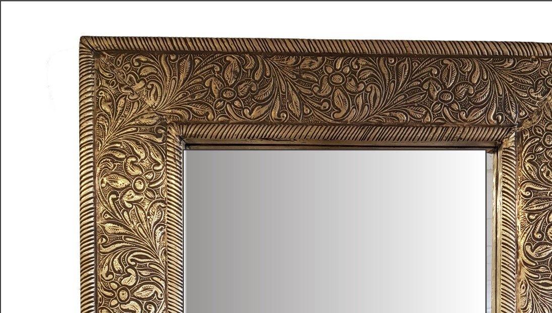 Lavish Touch Senza Mirror - Kea Global