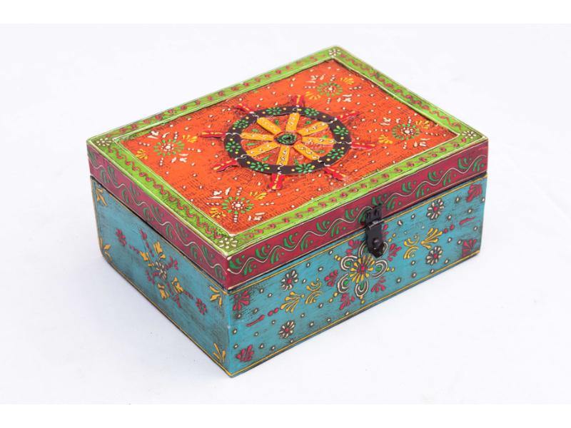 lavish-touch-pistra-box