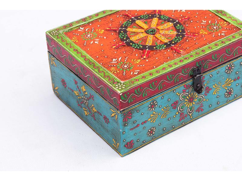 Lavish Touch Pistra Box - Kea Global