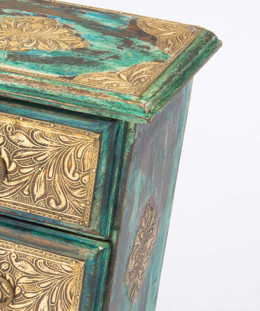 lavish-touch-hera-drawer-chest