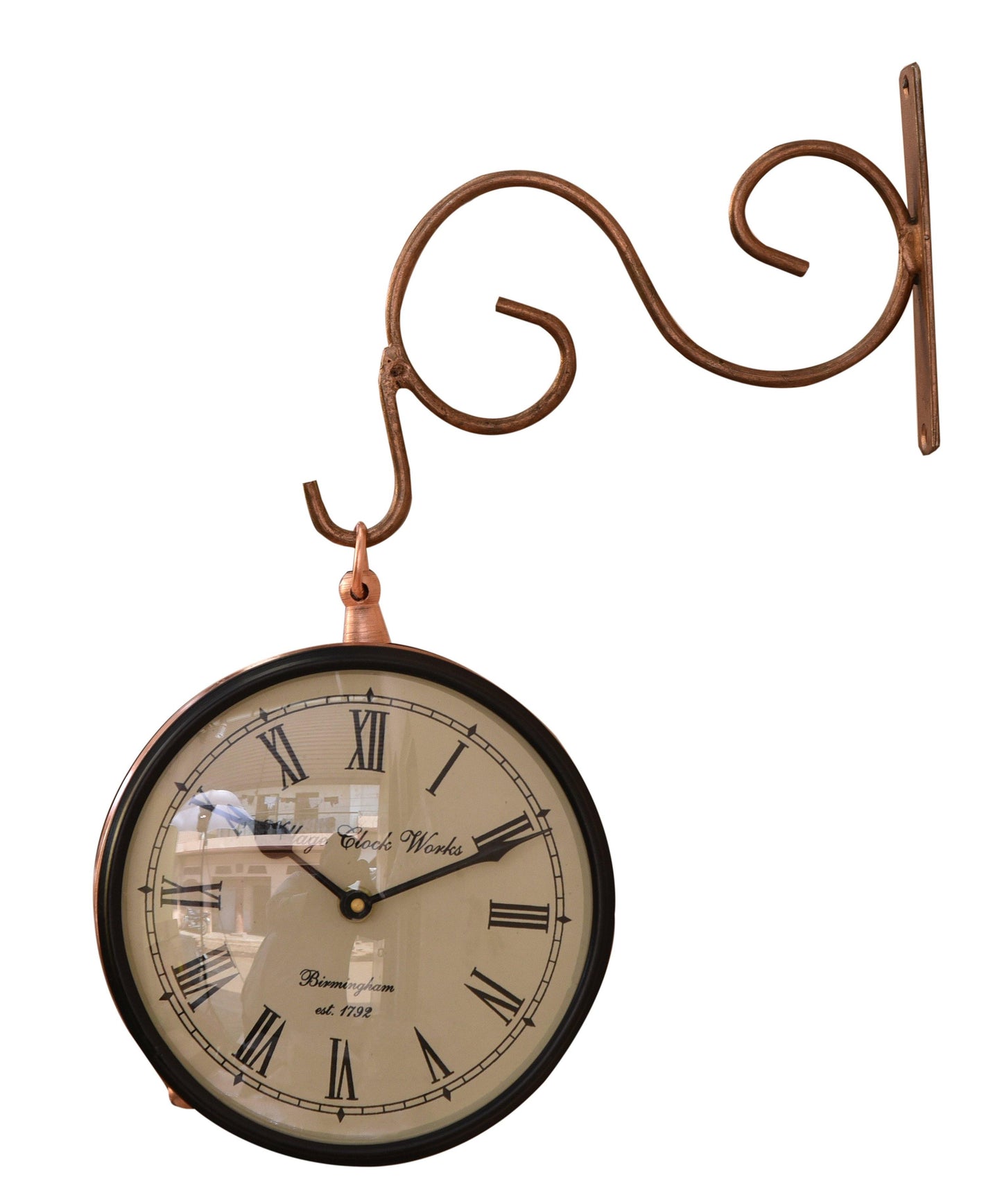 Lavish Touch Niaaz Clock - Golden - Kea Global