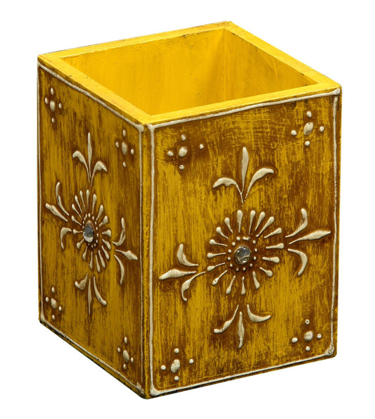 lavish-touch-giam-pen-stand