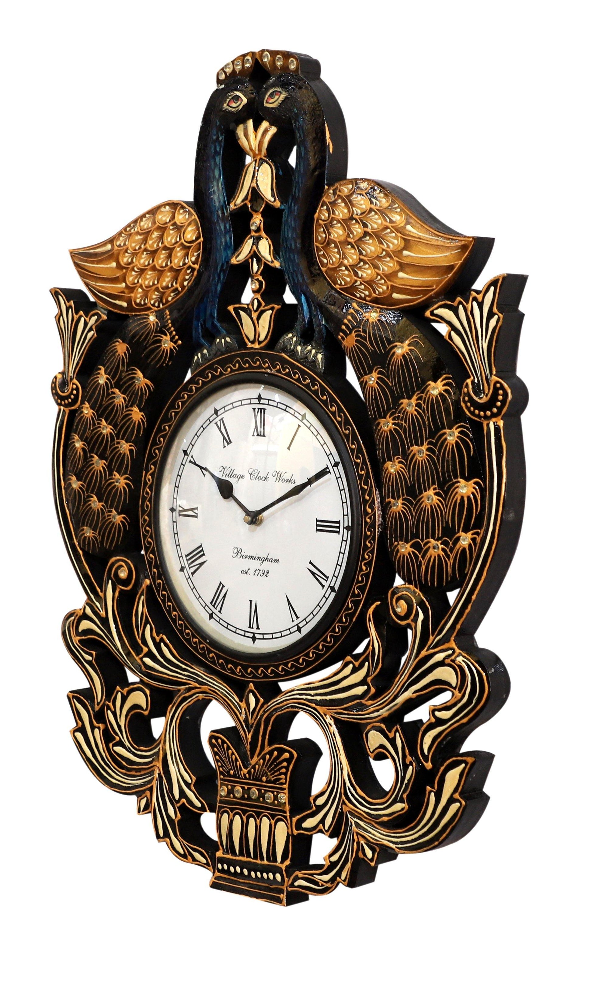 Lavish Touch Neera Clock - Kea Global