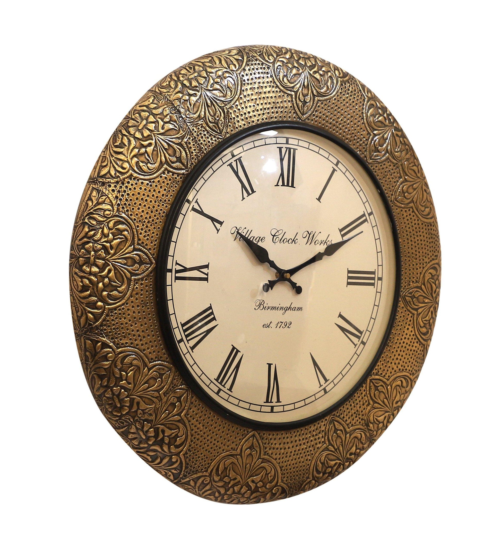 Lavish Touch Isla Clock - Kea Global