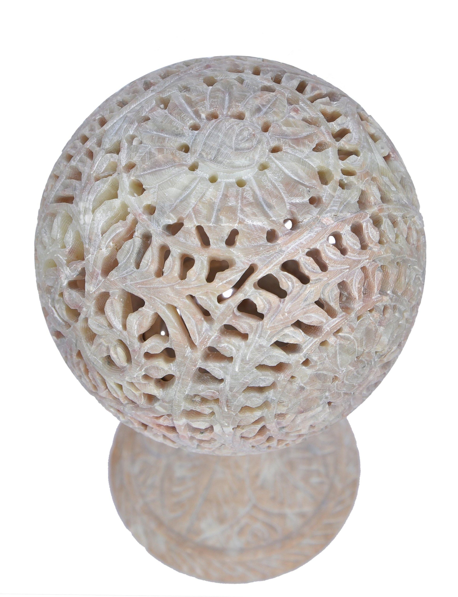 Lavish Touch Chinar Lamp
Medium - Kea Global